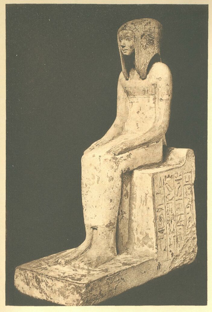 338.jpg Statue of Queen Teta-shera 
