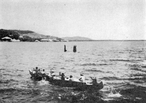 BORNEAN BOAT AT JESSELTON.