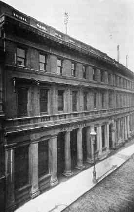 The Bristol Head Post Office in 1899.
From a photograph by Mr. Protheroe, Wine Street, Bristol.